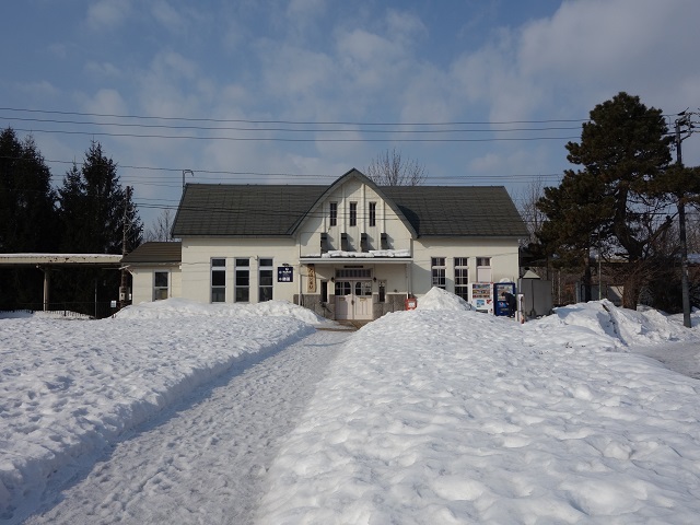 �ϐ�̑�������w