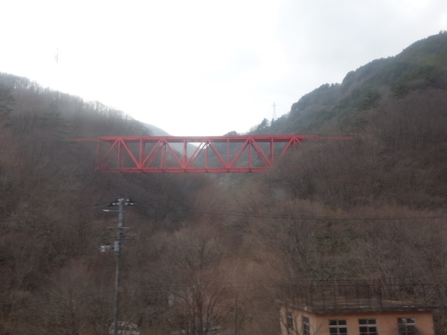 ���ΐ��E�����勴�t�߂̃g���X��