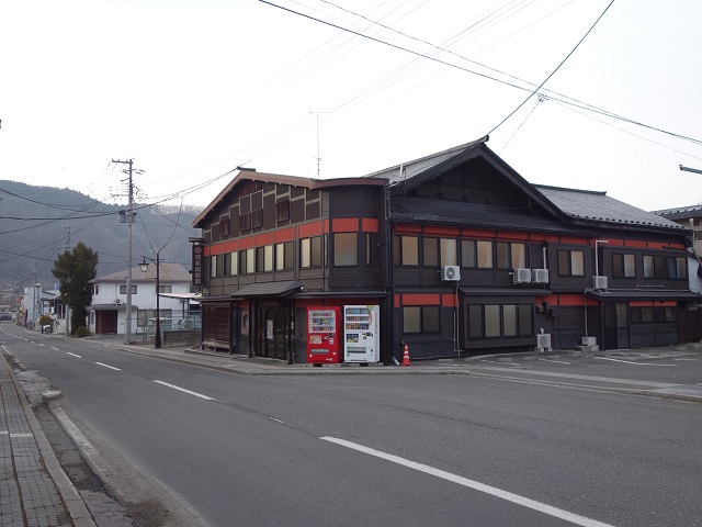 �O�ˉw�O�̐���������